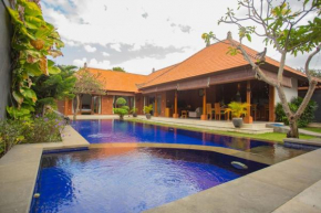  Villa Damai Sanur  Денпасар